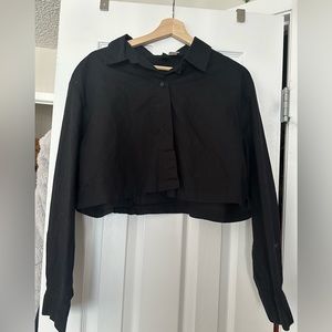 Women’s Cropped Button Up